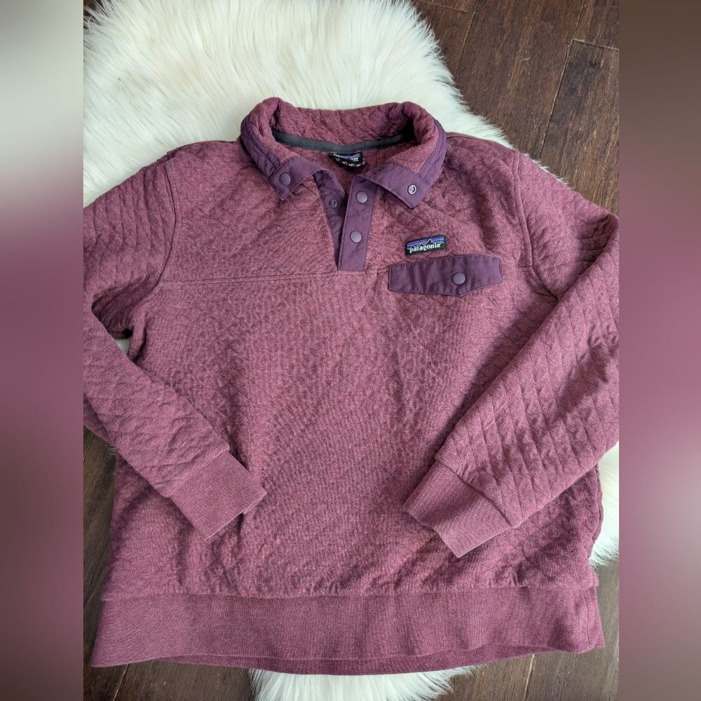 Patagonia Quilted Pullover Sweater in Mauve/Purple